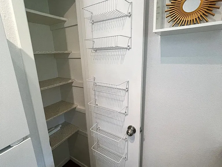 1514 Parker Ln #110 — Photo 14
