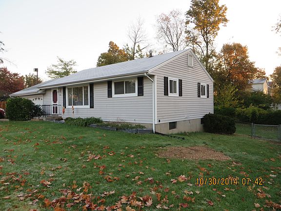 2nd image of 1014 Blase Ave