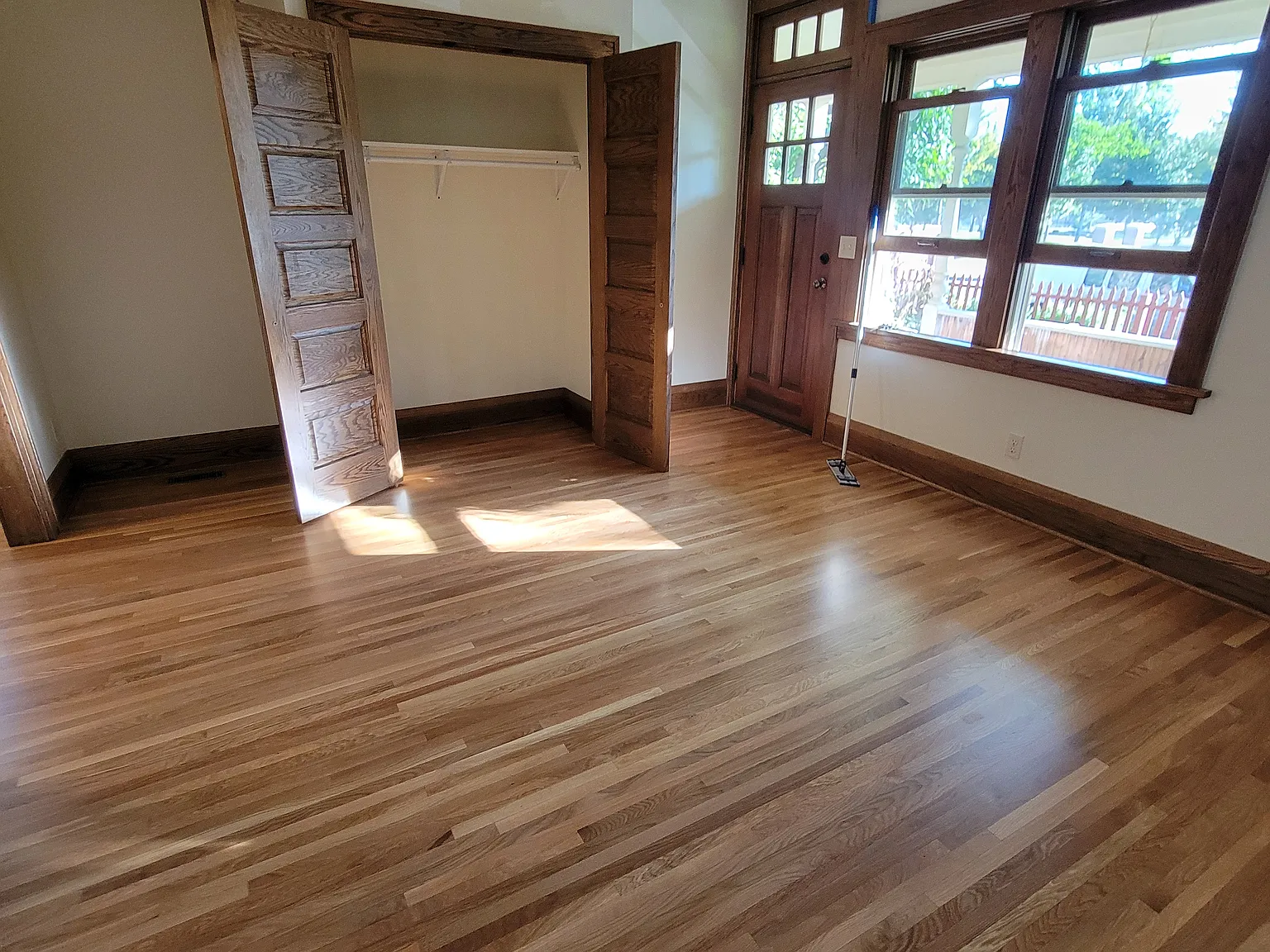 2 bed, 900 sqft, $1,325 — Photo 2