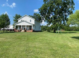 7670 E 600th St, Colchester, IL 62326