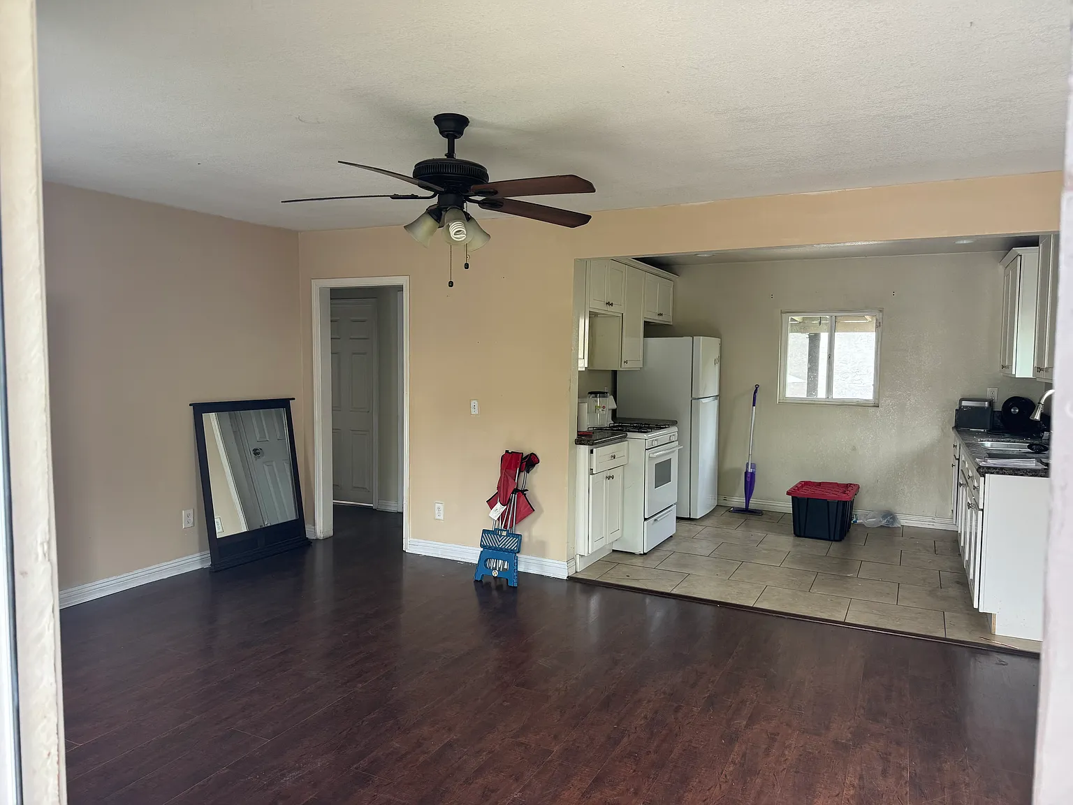 2 bed, $2,500 — Photo 3