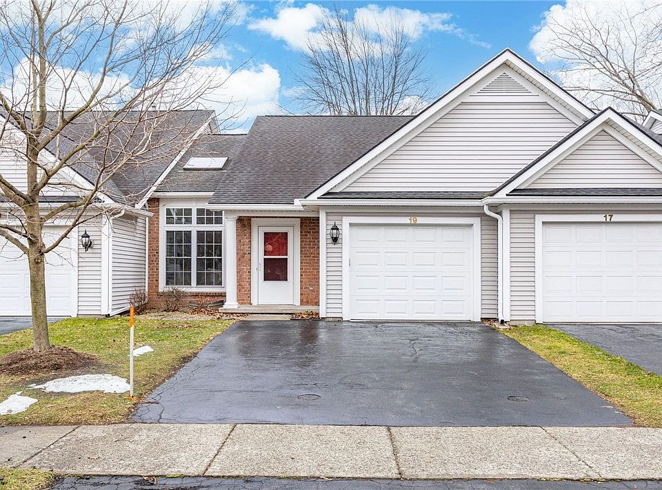 1st image of 19 Amberwood Pl