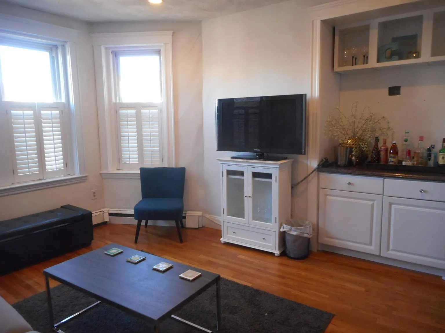 2 bed, 1200 sqft, $3,950 — Photo 3