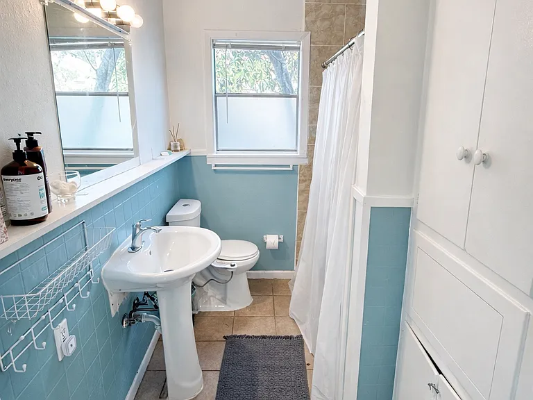 211 W Monroe St #209 — Photo 15