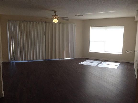 4th image of 2631 Emerald Lake Ct #2631