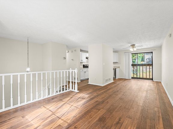 4th image of 2116 Scarbrough Rd