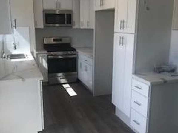 323 E 18th St APT D, Costa Mesa, CA 92627