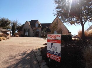 7718 Wyatt Lake Dr, Lawton, OK 73505