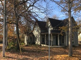 621 W 7th St, Bloomington, IN 47404