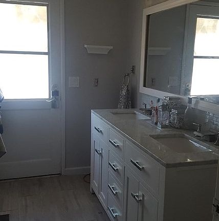 4th image of 17394 Aspen St