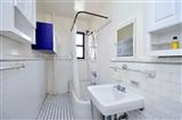 Sold by Chintan Trivedi | media 17