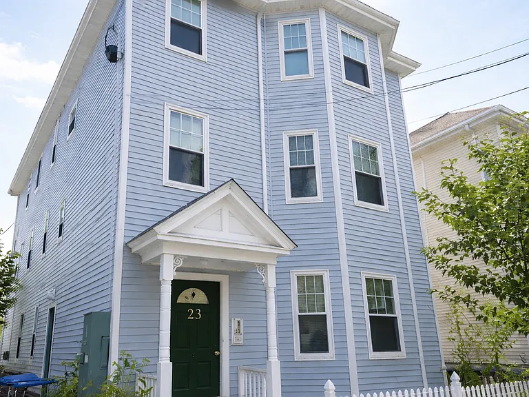 23 Roberts St #3 — Photo 16