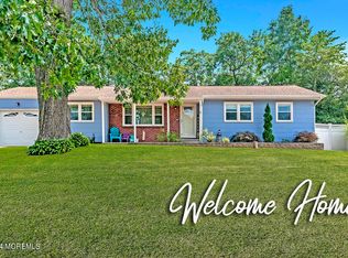 345 Cokes Dr, Toms River, NJ 08753