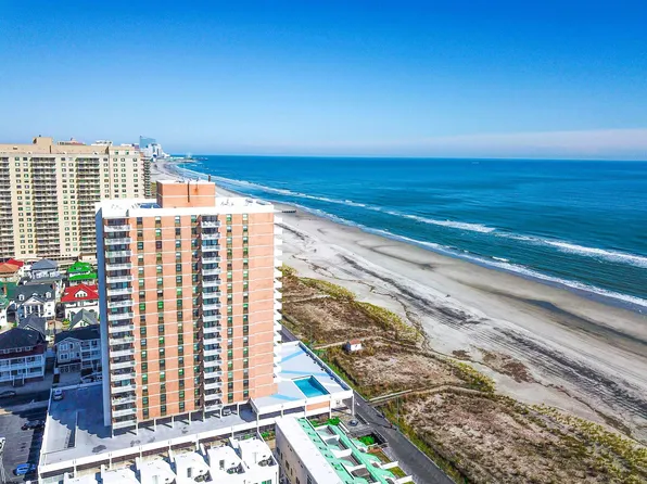 5200 Boardwalk APT 10D, Ventnor City, NJ 08406