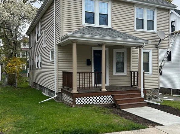 31 Bradfield Ave, Roslindale, MA 02131