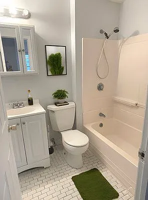 122 Berkshire St #3-2B — Photo 3
