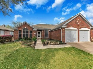 5665 Rockport Ln, Haltom City, TX 76137