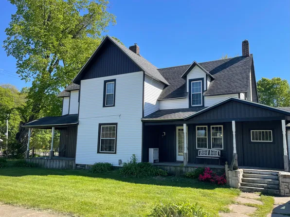 507 N Main St, Allegan, MI 49010