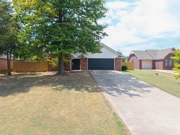 109 Claretta Dr, Roland, OK 74954