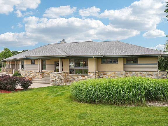 5th image of 7965 Westhill Cir