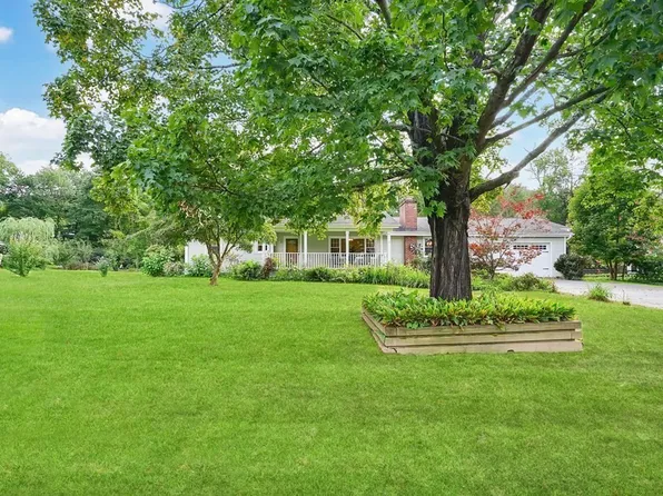 7 Rice Dr, Wilbraham, MA 01095