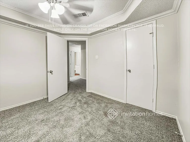 5201 Waltham Ct — Photo 14