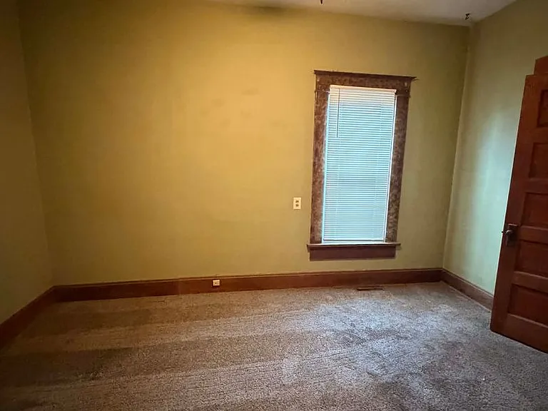232 S Patterson Ave — Photo 5