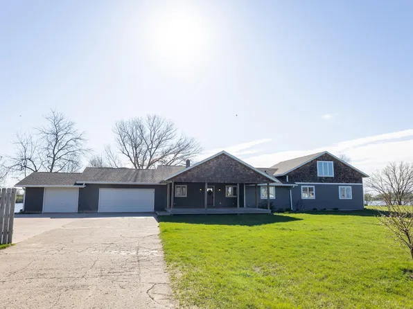 912 S Lafayette Ave, Fulda, MN 56131