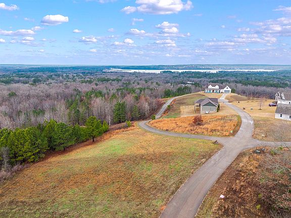 3rd image of 375 Turkey Knob Ln