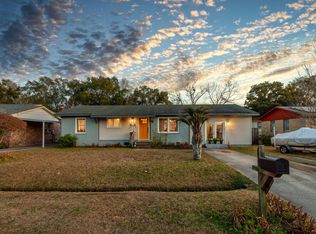 1569 Westwood Dr, Charleston, SC 29412