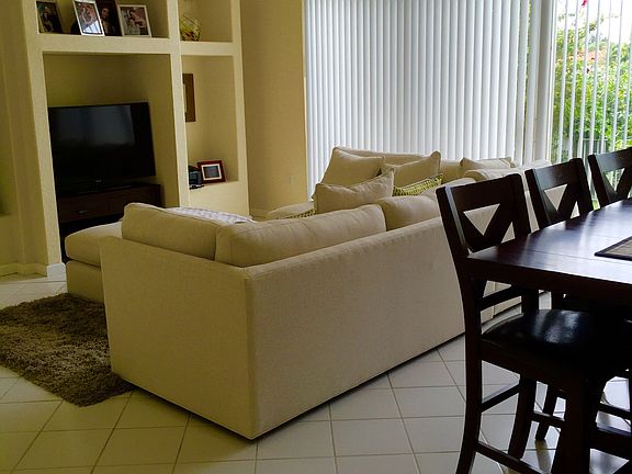 5th image of 5540 NW 104th Ct