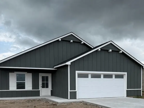 2244 S Colt Pl, Haysville, KS 67060