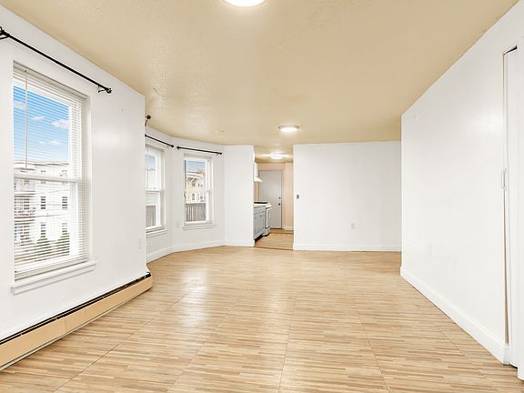 4th image of 196 Illinois St Floor 2