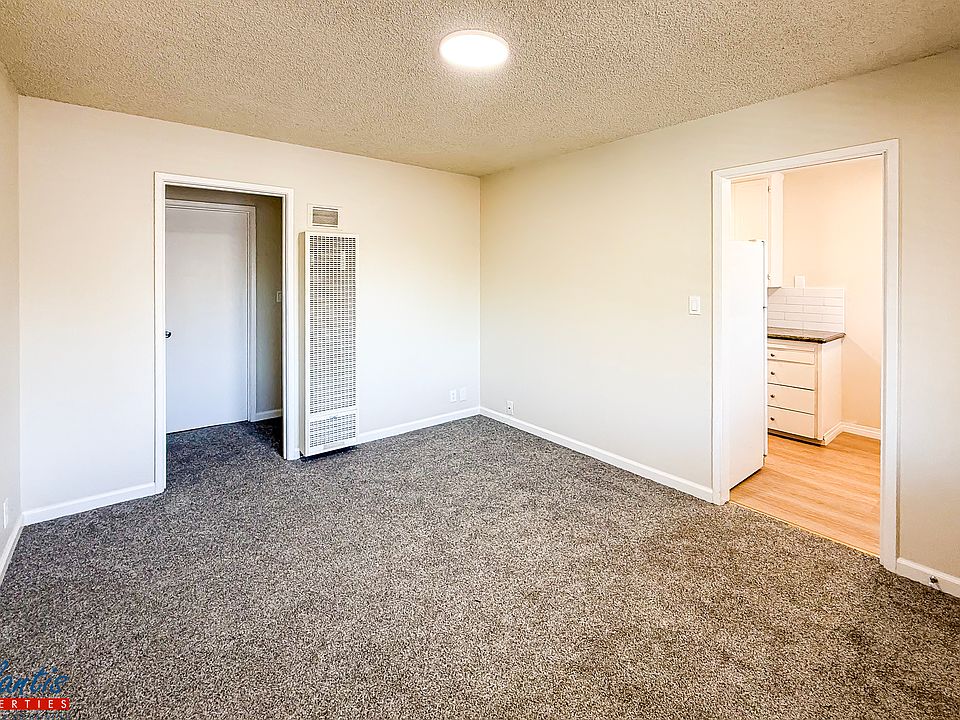 1st image of 411 Clifton Ave #4