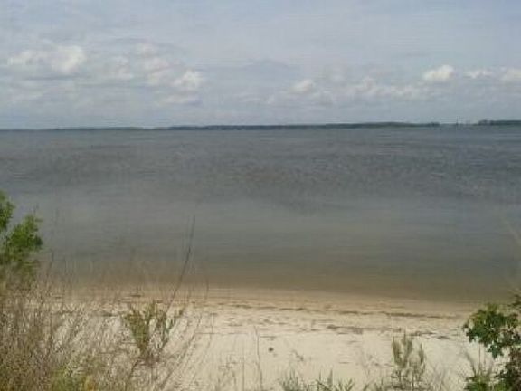 3rd image of TBD Pelican Court LOT 68