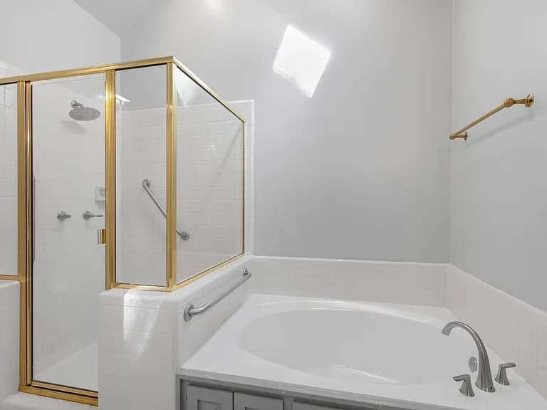 1212 Weldon Pl — Photo 23