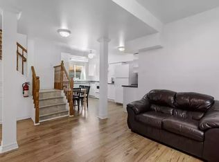 191 Borealis Cres #1A, Ottawa, ON K1K4V1
