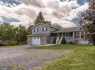 59 Maple Ln, Jonestown, PA 17038