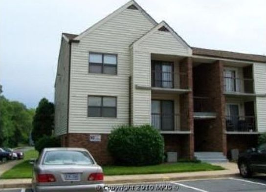 1st image of 202 Chesterfield Ln #301