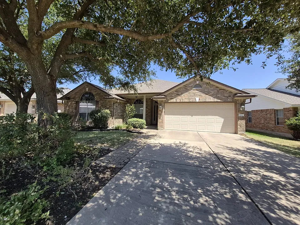 11600 Fletcher Hall Ln
