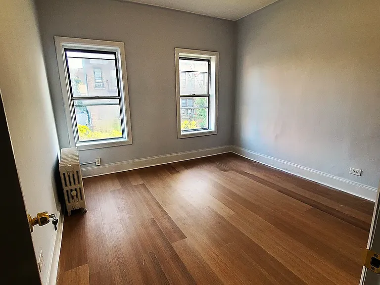 208 Broadway #4 — Photo 6