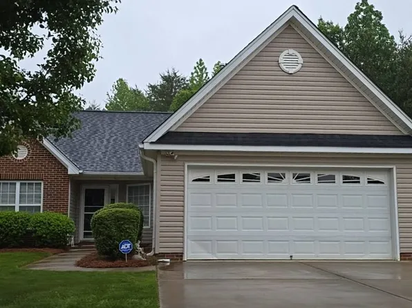 5700 Sycamore Glen Rd, Greensboro, NC 27405