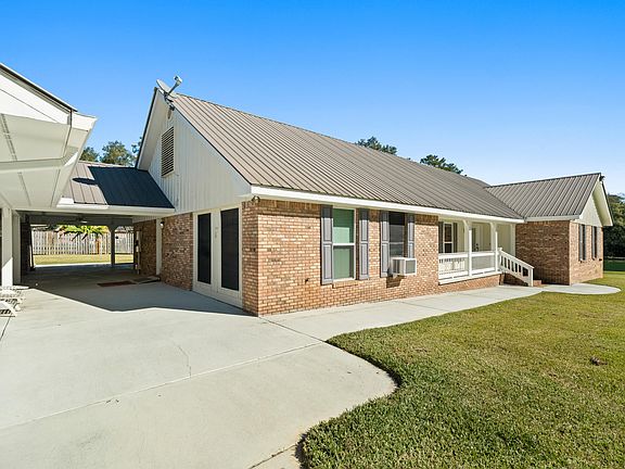 4th image of 14 Grandview Dr