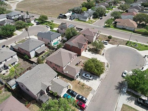 3rd image of 4108 Orchid Ave