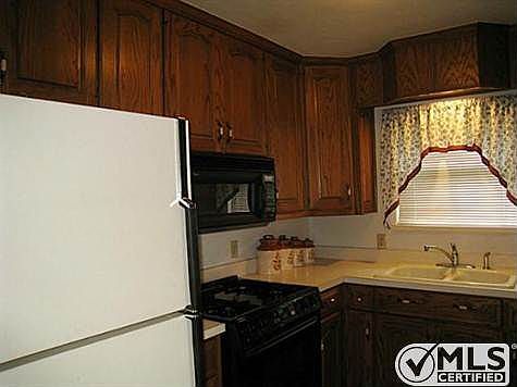 4th image of 6612 Yosemite Dr
