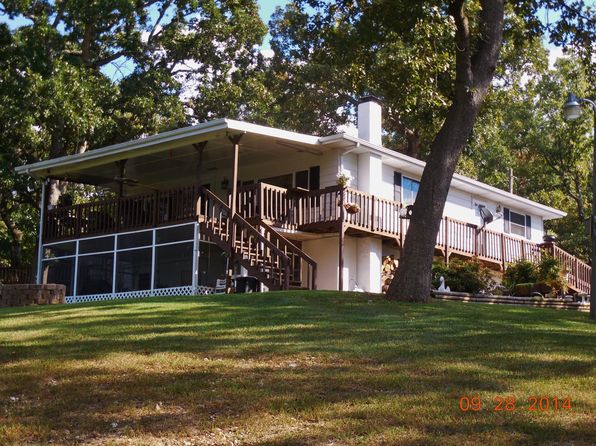 235 Spruce Ln