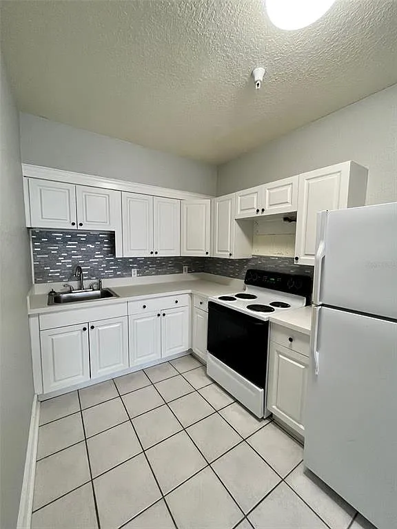 2 bed, 1.0 bath, 750 sqft, $2,350 — Photo 4