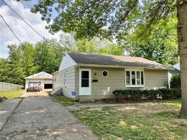 2621 S 28th St, Saint Joseph, MO 64503