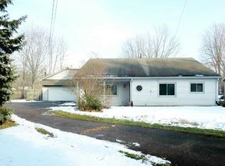 6973 Root Rd, North Ridgeville, OH 44039