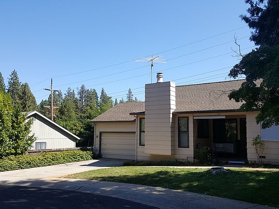 2nd image of 561 Blight Rd